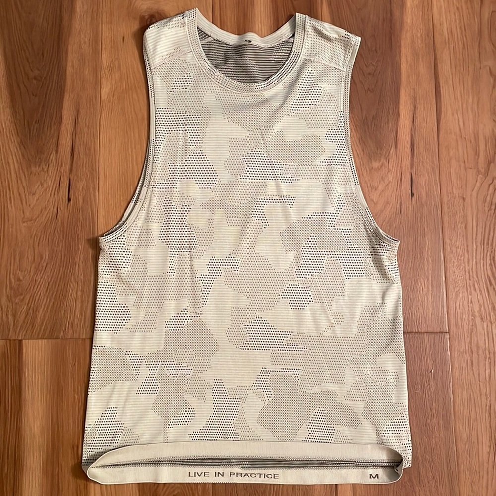 Lululemon Metal Vent Tech Sleeveless limited edition CAMO